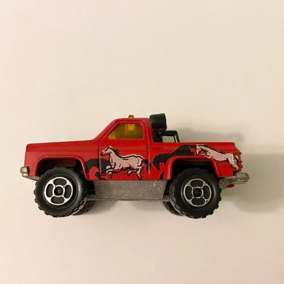 Vintage Majorette Depanneuse Red Wild  Mustang Truck Made in France - Picture 9 of 10